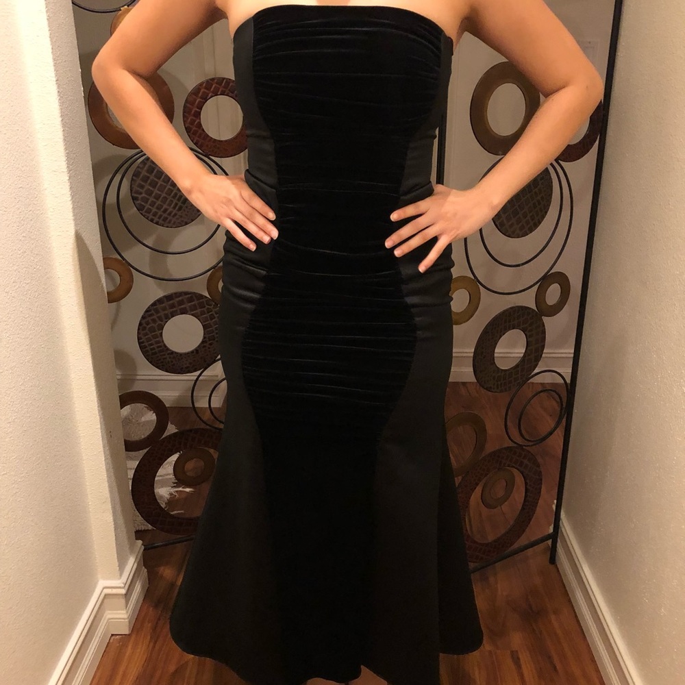 Strapless Black Mermaid dress.